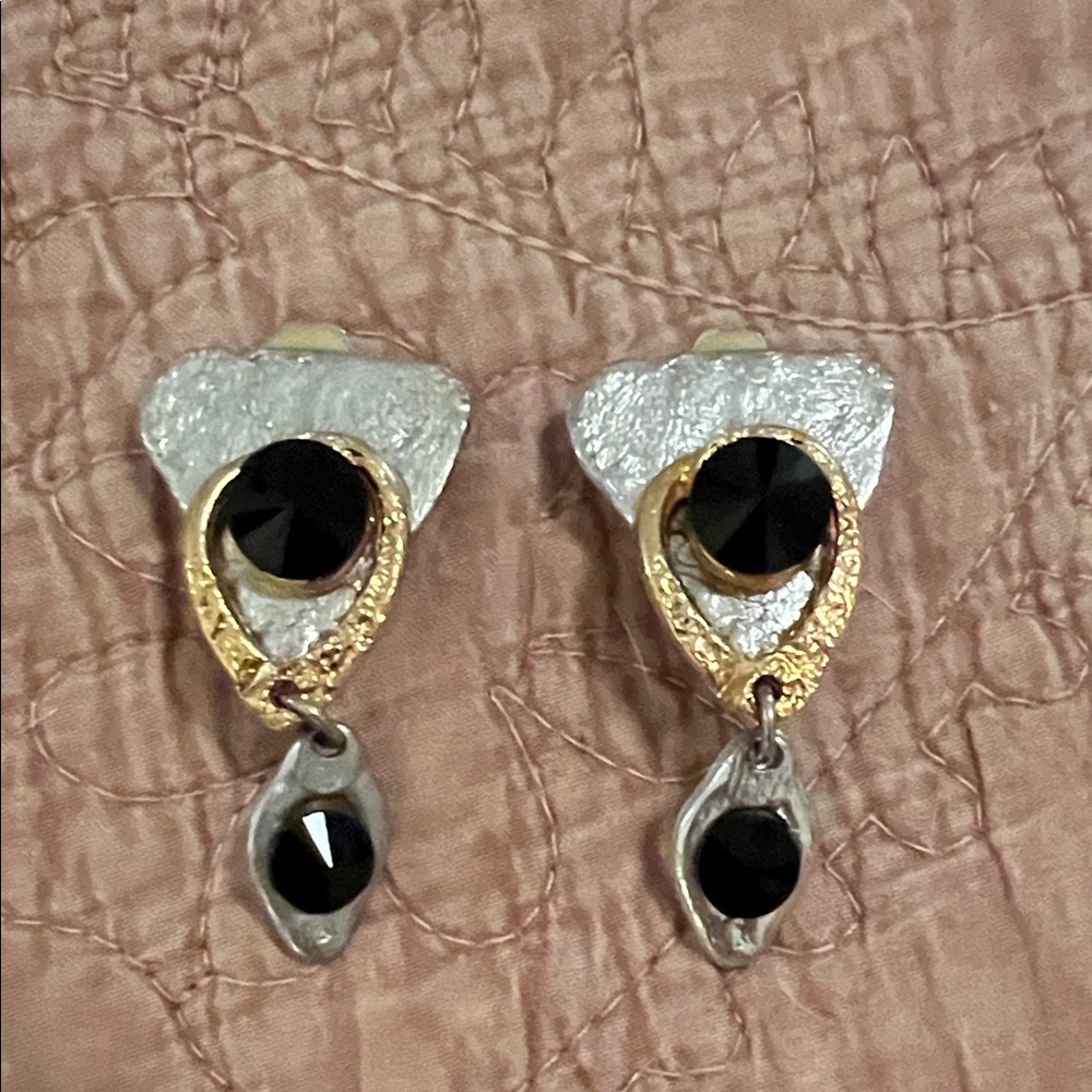 J Jansen signed Vintage multi tone Gold and Black silver Clip  Drop Earrings